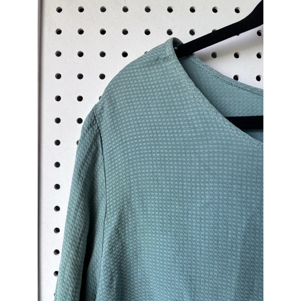 Cut Loose Women's 1X Rayon Long SLV Tunic Green Textured Minimalist Lagenlook - Picture 3 of 6
